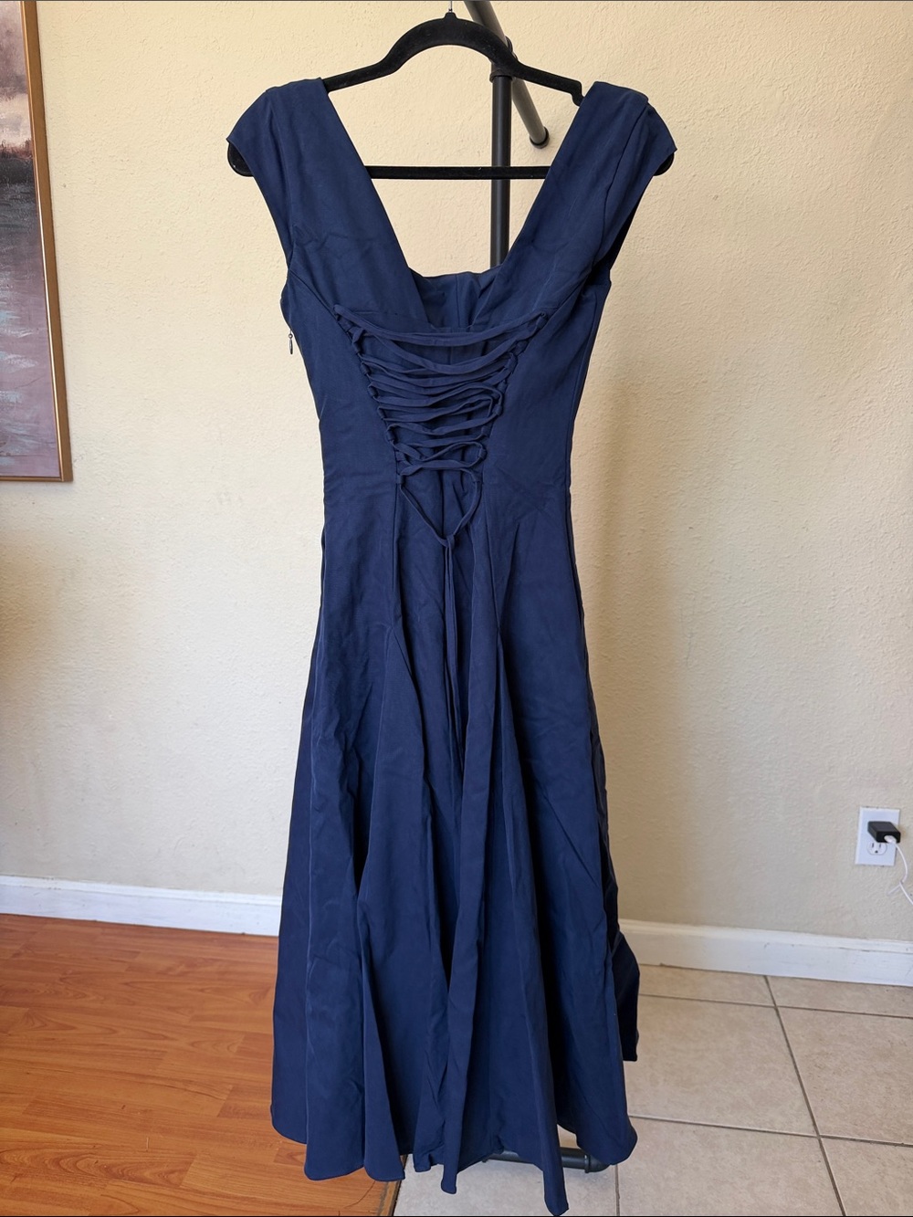 House of CB Raisa Lace Back Dress Navy Size Small NWOT - Picture 8 of 12